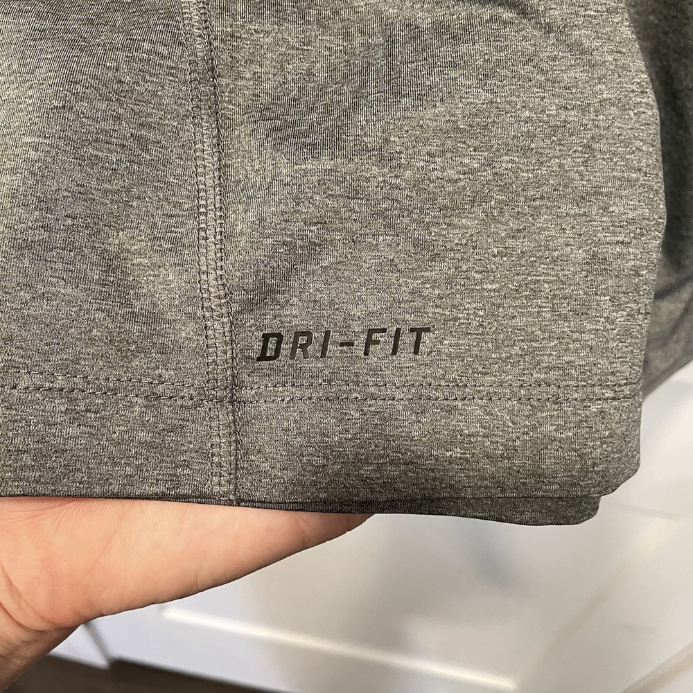 Nike Pro Combat Dri-Fit Men Large Gray Shirt Wicking Crew Neck Gym Training - Picture 3 of 8